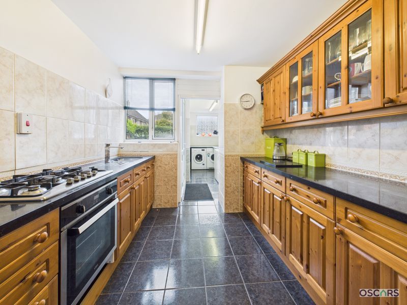 Property photo 3 of 19 Photo 8