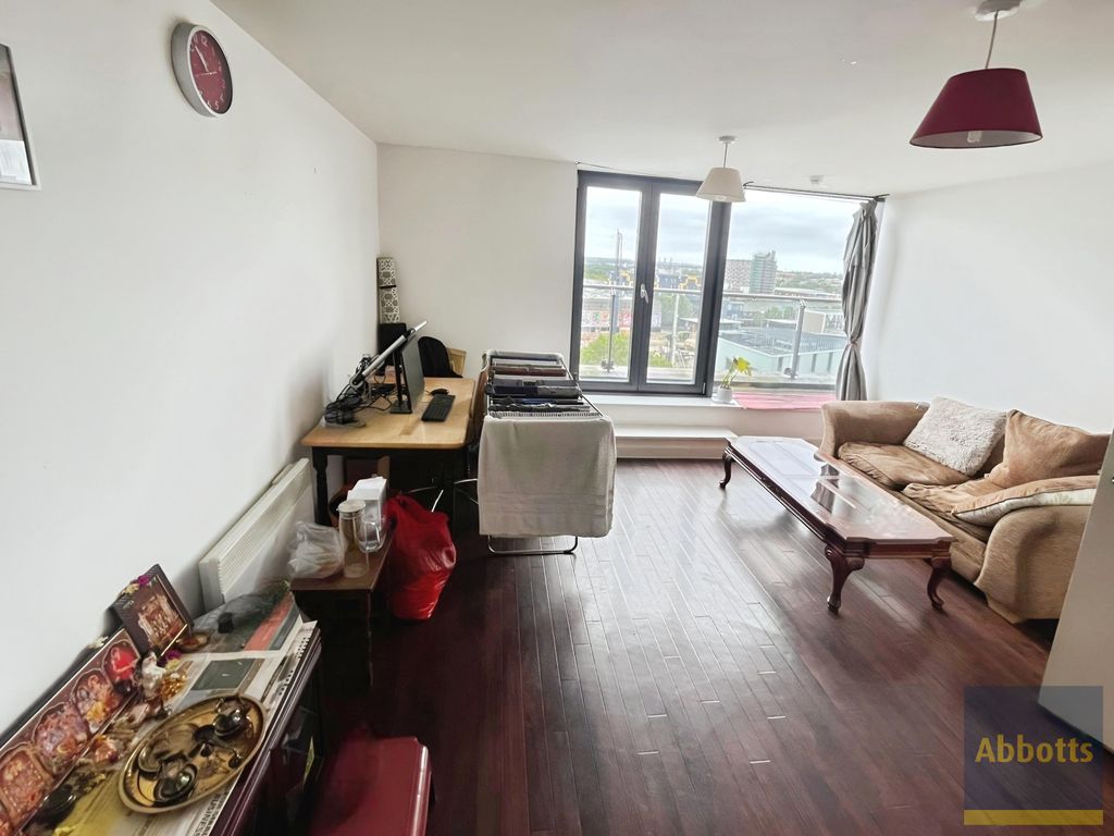 Property photo 3 of 7