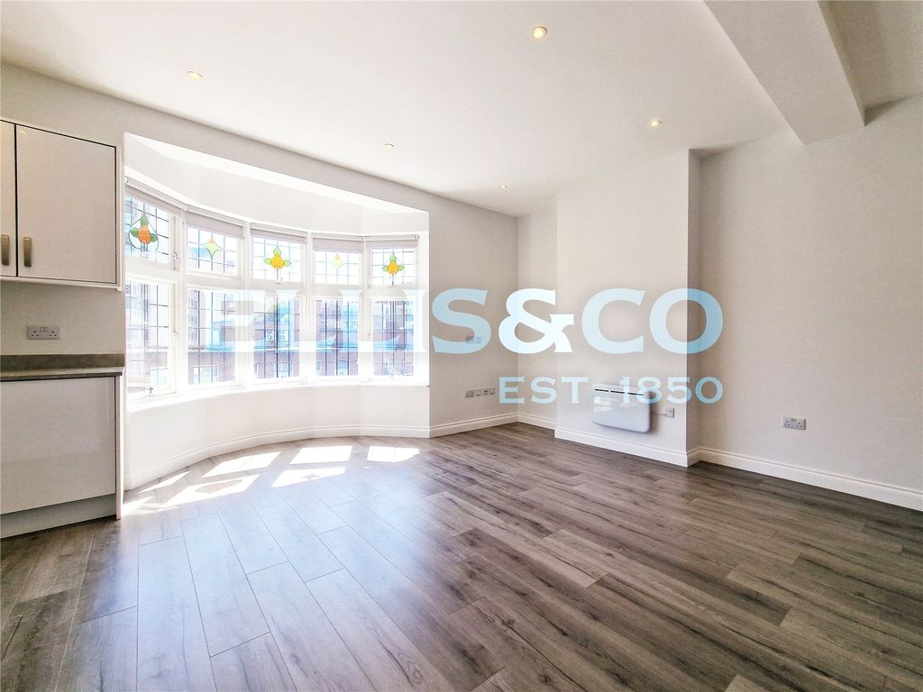 Property photo 2 of 4 Picture No. 01