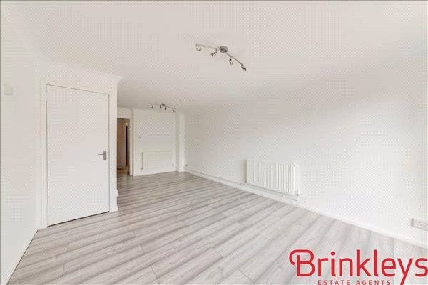 Property photo 2 of 11 Photo