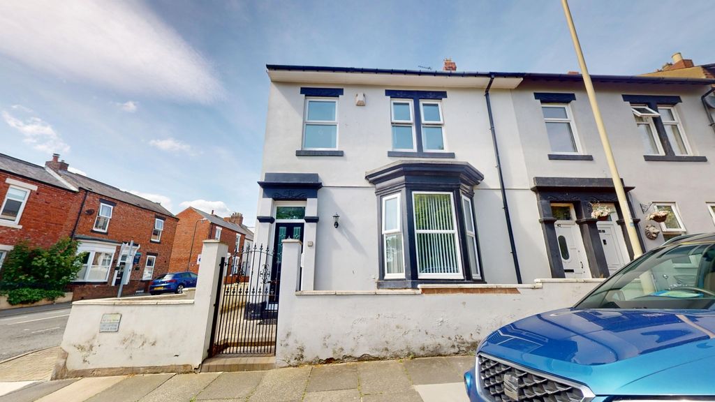 Property photo 2 of 28 5102595