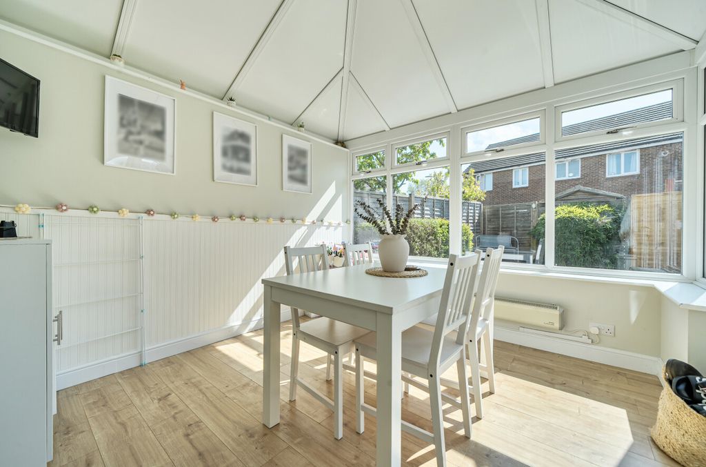 Property photo 3 of 19 1433760-14-69E8A4...