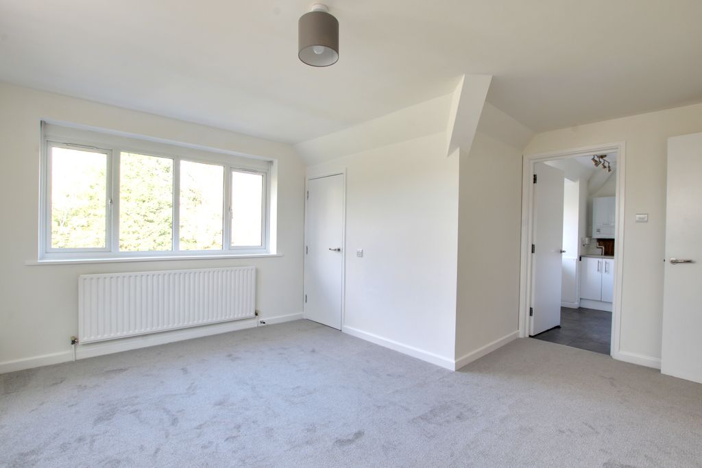 Property photo 3 of 7 3 Lounge Angle 2.Jpg