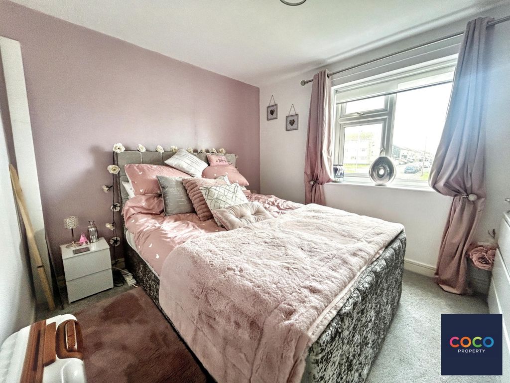 Additional image 10 of 2 bed flat for saleSavoy Court, Woolcombe Road, Portland, Dorset DT5