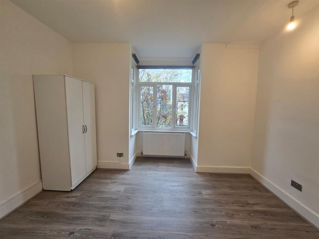 Property photo 2 of 5 Whatsapp Image 2025-11-11 At 14.03.45_640E62d0.Jpg