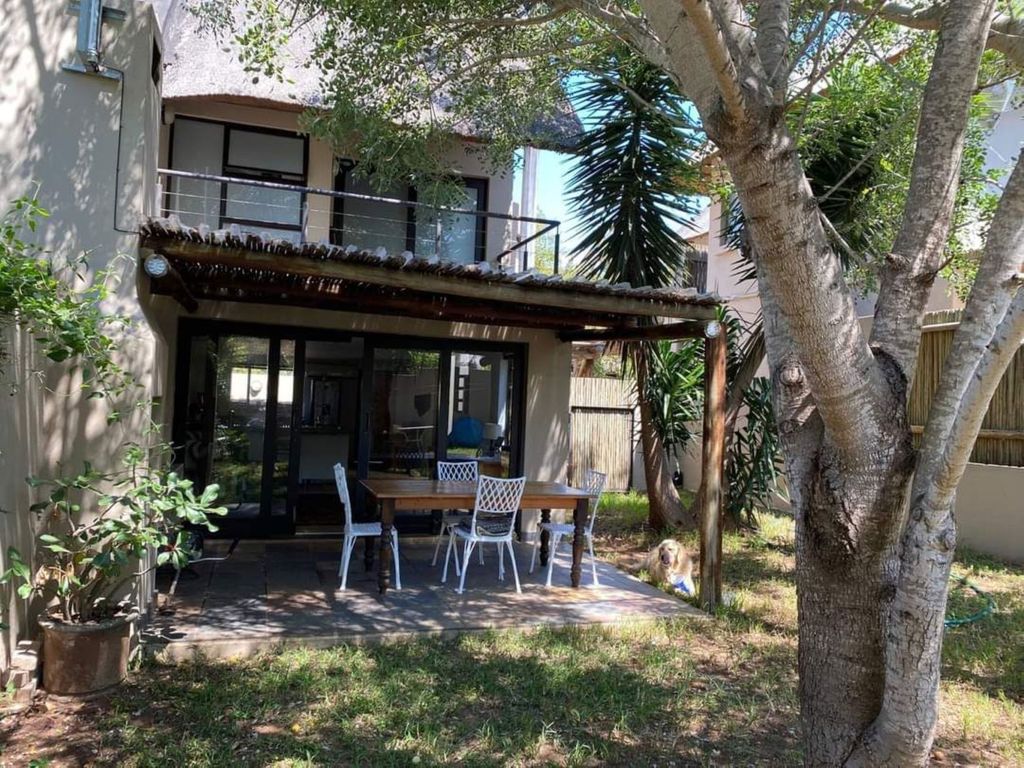 Property photo 2 of 15 1Hs1713906