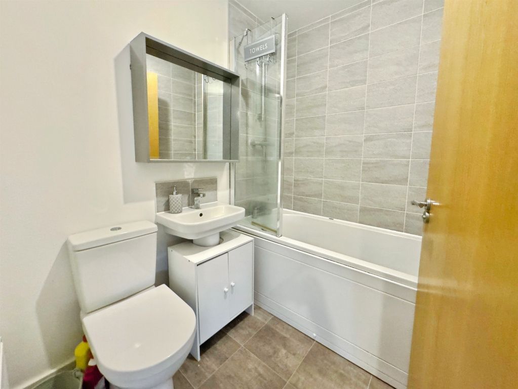 Property photo 3 of 9