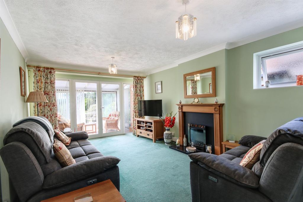 Property photo 2 of 16 61277_015.Jpg