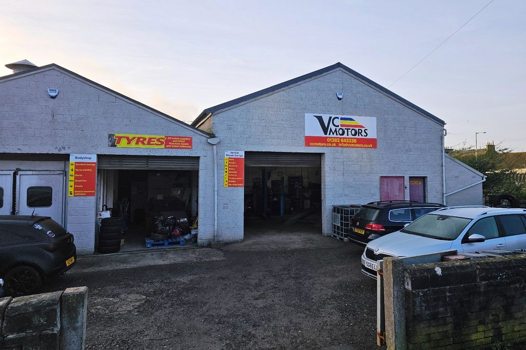 Property photo 1 of 7