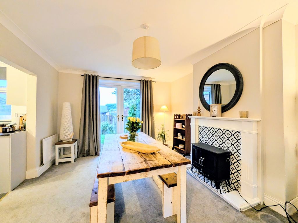 Property photo 3 of 16 1000005400