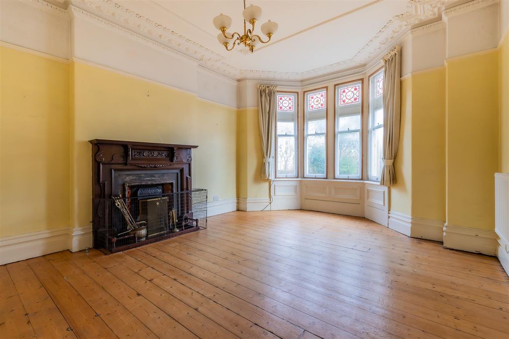 Property photo 2 of 29 193 (8 Of 27).Jpg