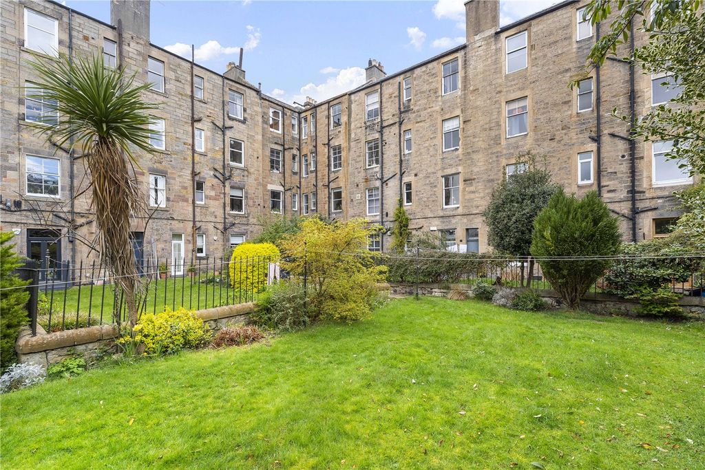 Property photo 3 of 24 Picture No. 09