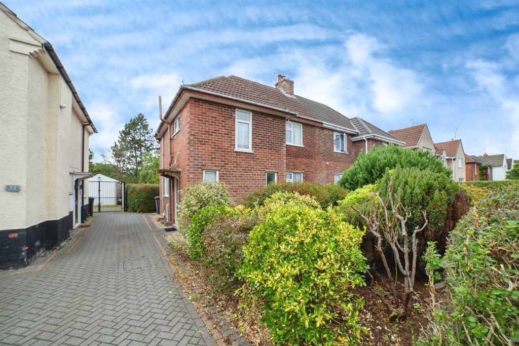 Property photo 1 of 17
