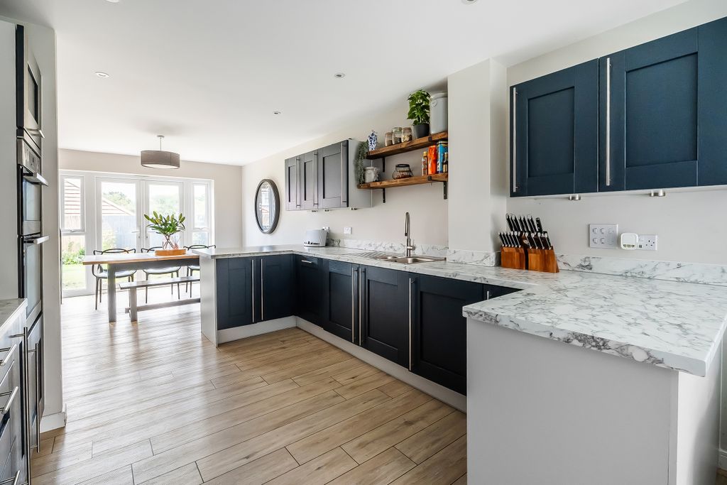 Property photo 3 of 23 3