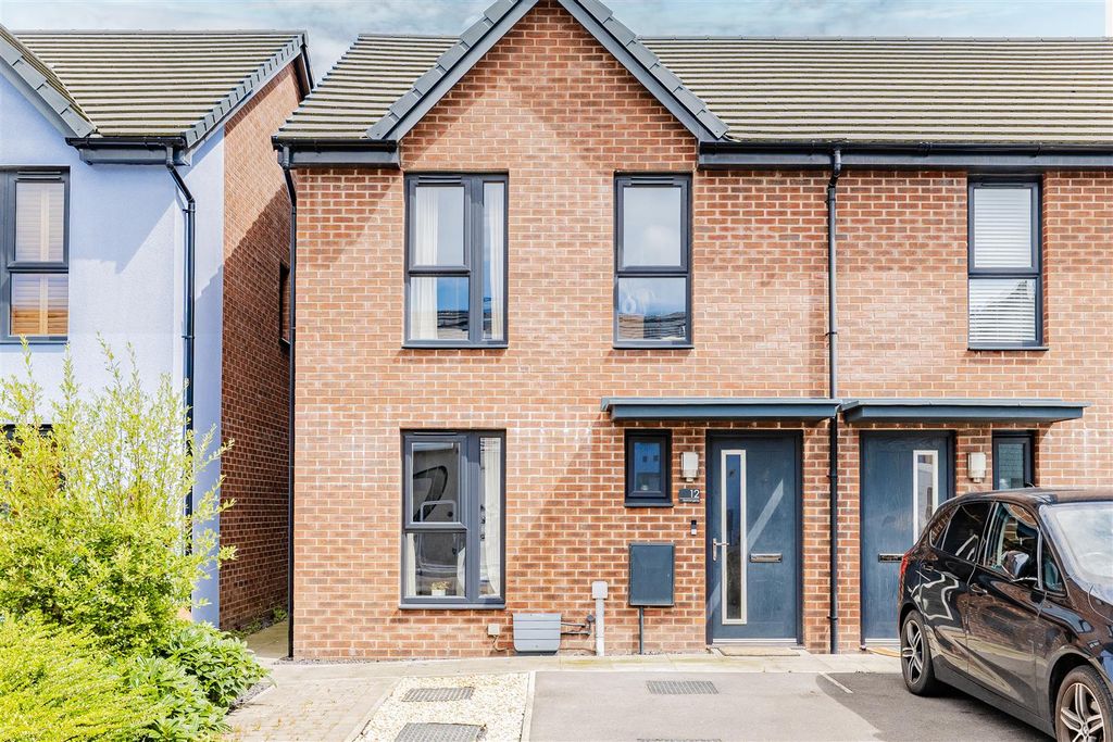 Property photo 1 of 25 P1354999.Jpg