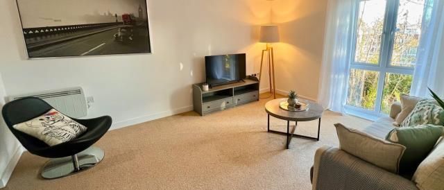 Property photo 3 of 9 Living Room