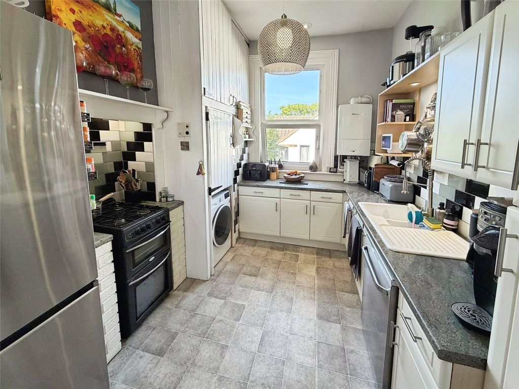 Property photo 3 of 13 Kitchen