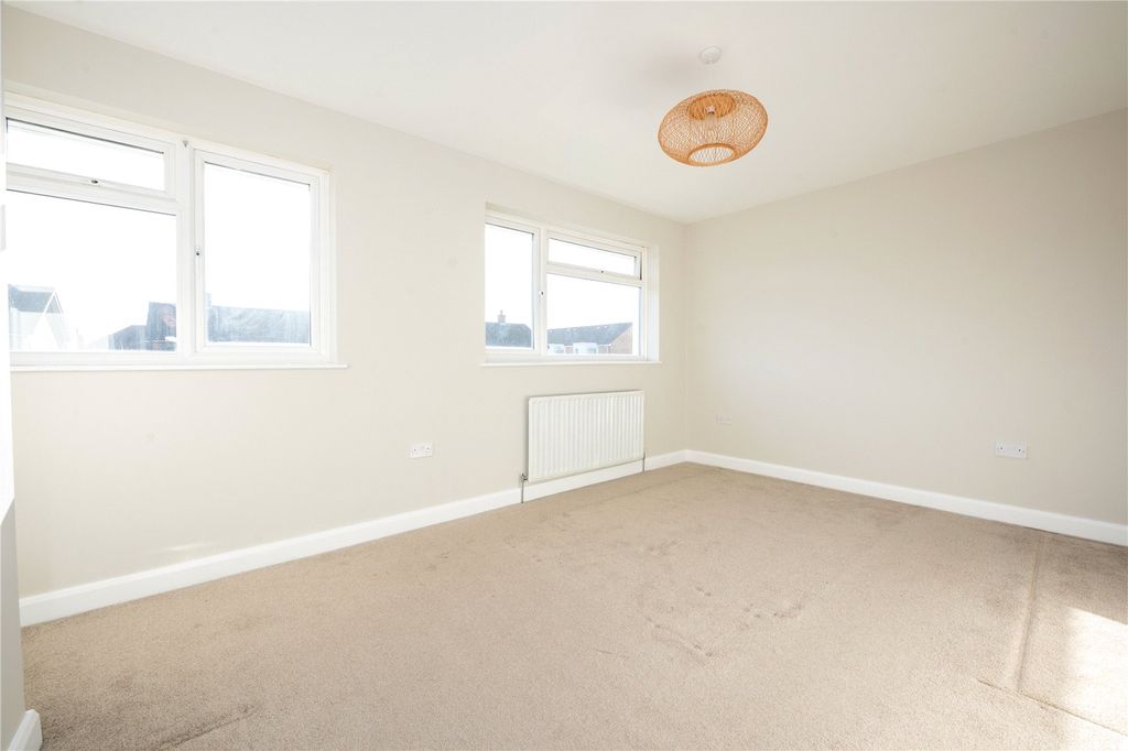 Property photo 3 of 11 Picture No. 08