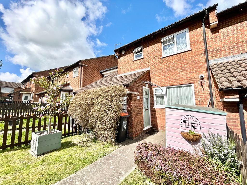 Property photo 1 of 17 Front