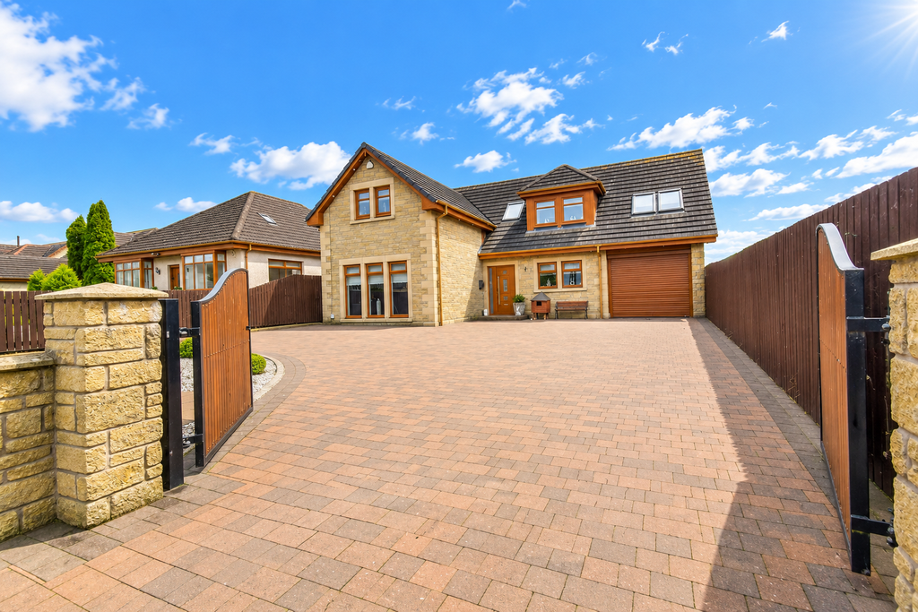 Property photo 1 of 31