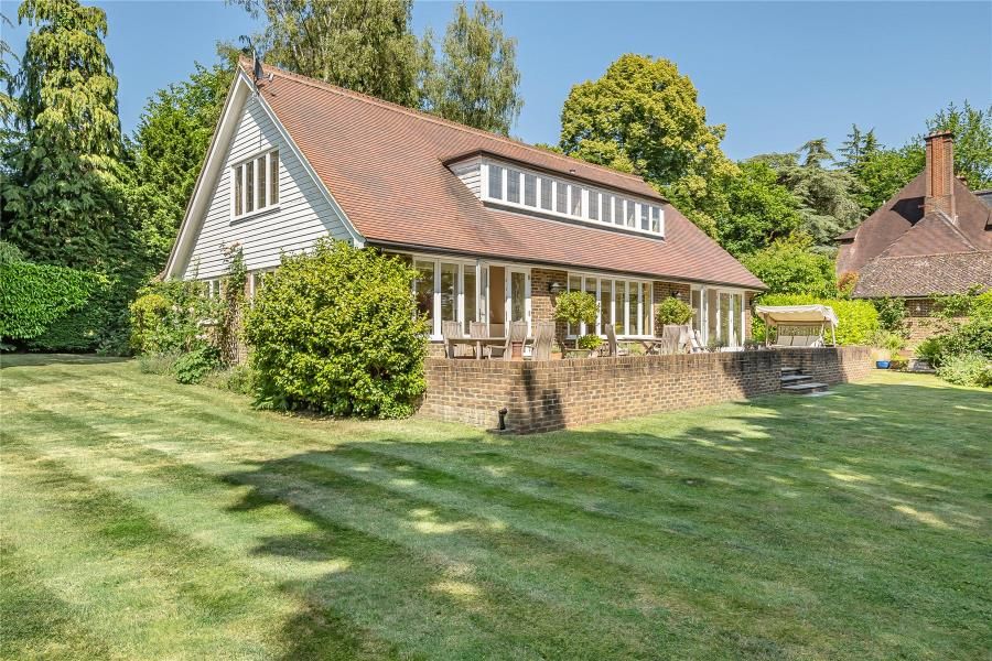 Property photo 1 of 25