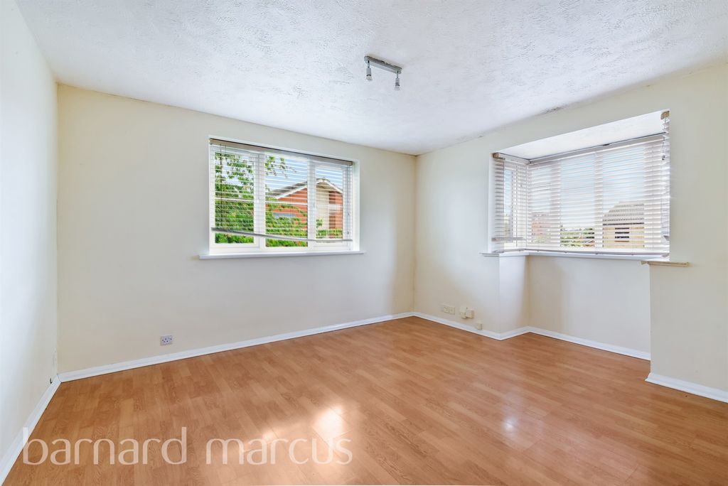 Property photo 3 of 15 Image