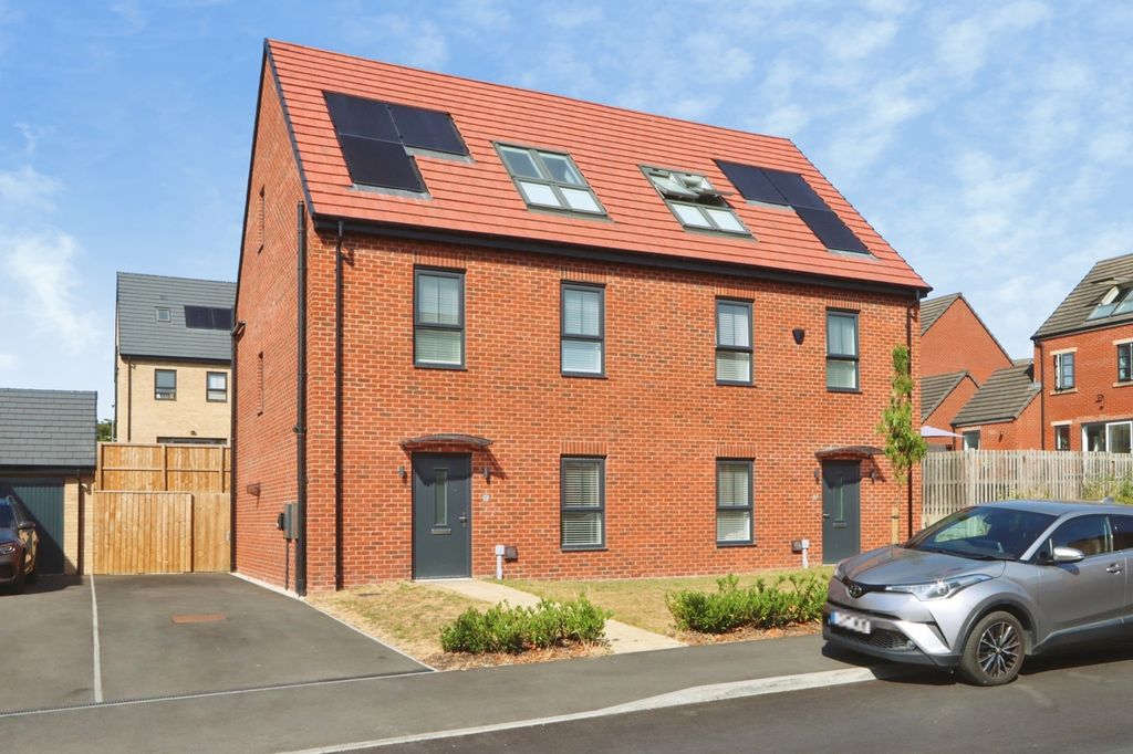 Property photo 1 of 24 Pbox-Img.Jpg