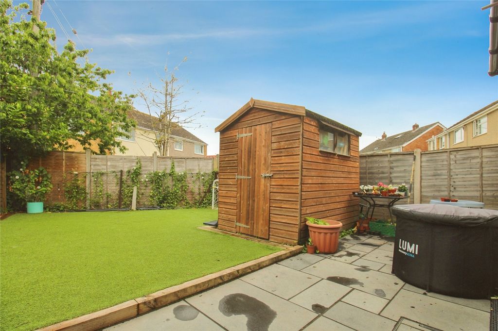 Property photo 2 of 14 Picture No. 03