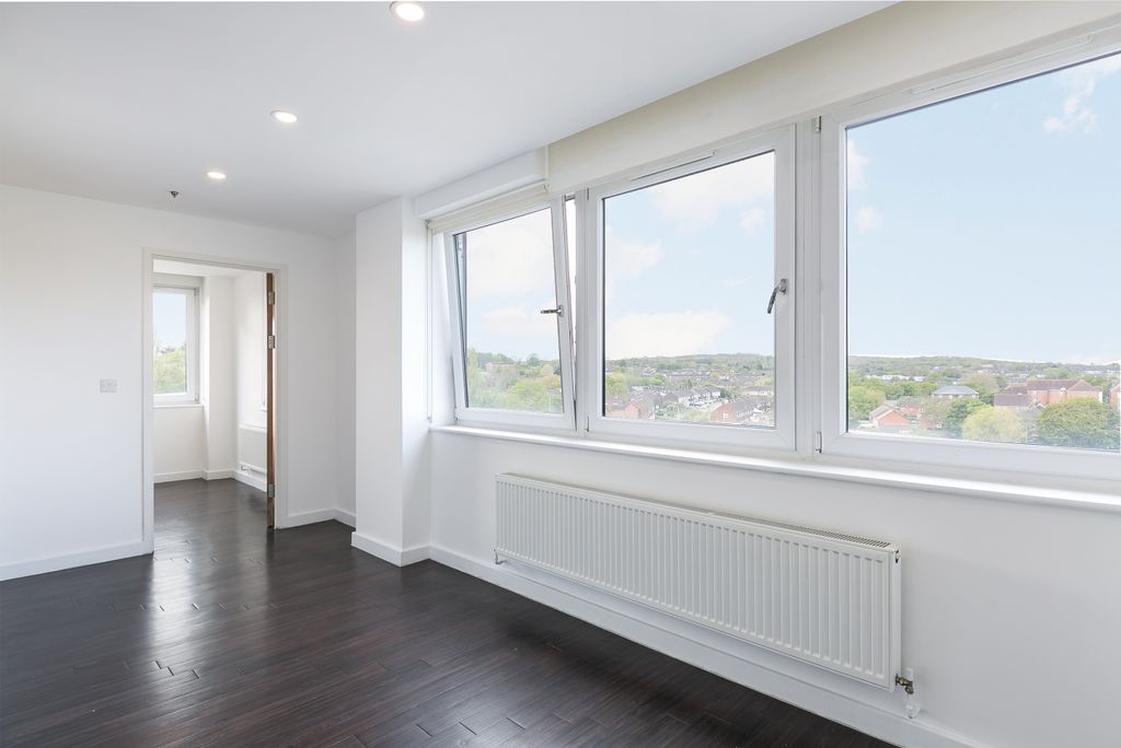 Property photo 3 of 9 Living Room