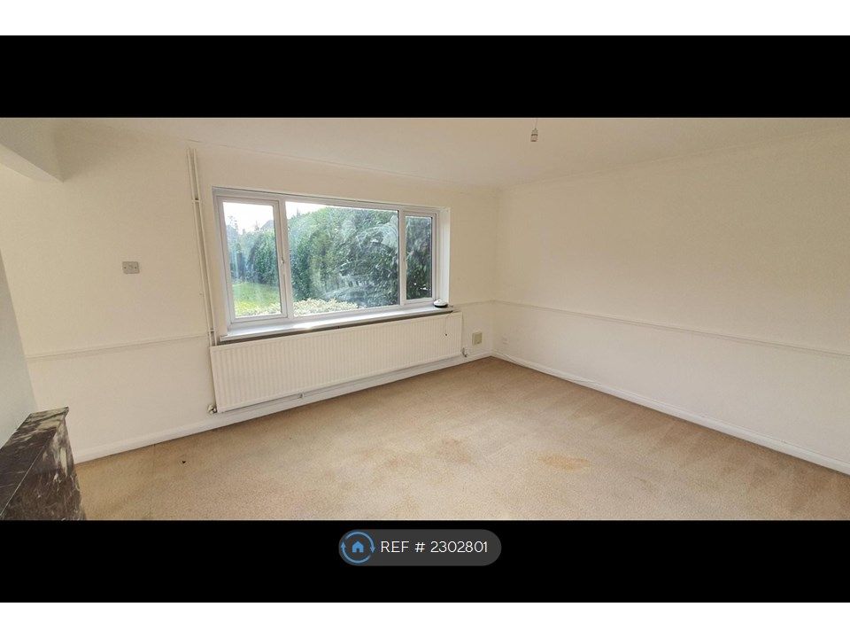 Property photo 3 of 28