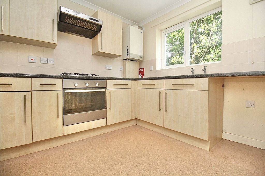 Property photo 3 of 16 Picture No. 02