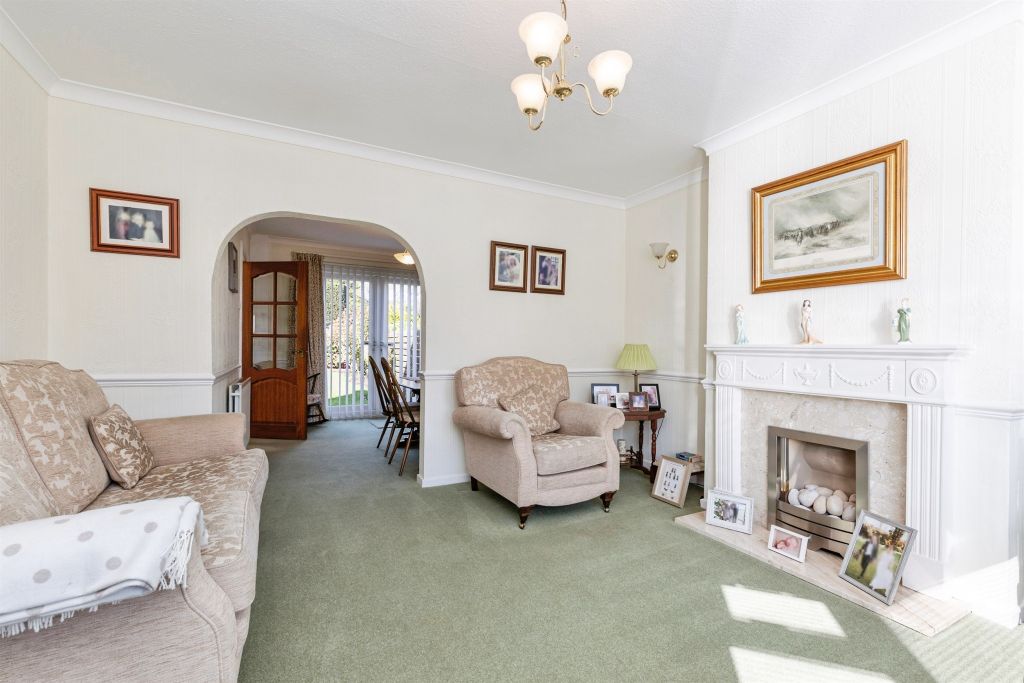 Property photo 3 of 18