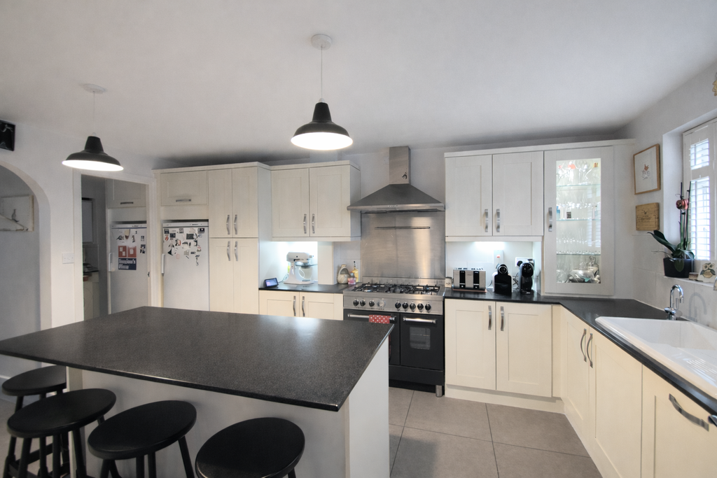 Property photo 3 of 26 A3CD316D-E8F8-4C71-Afe0-B1A7667371De