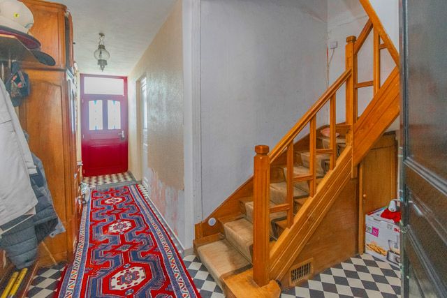 Property photo 3 of 20