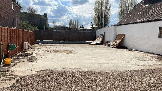 Property photo 1 of 3