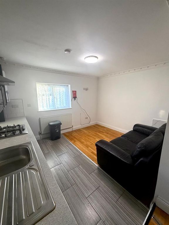 Property photo 2 of 10 Whatsapp Image 2025-12-04 At 14.06.59 (2).Jpeg