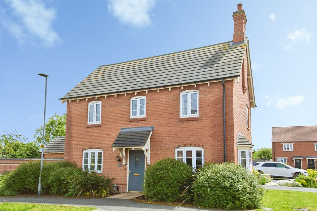 Property photo 2 of 32