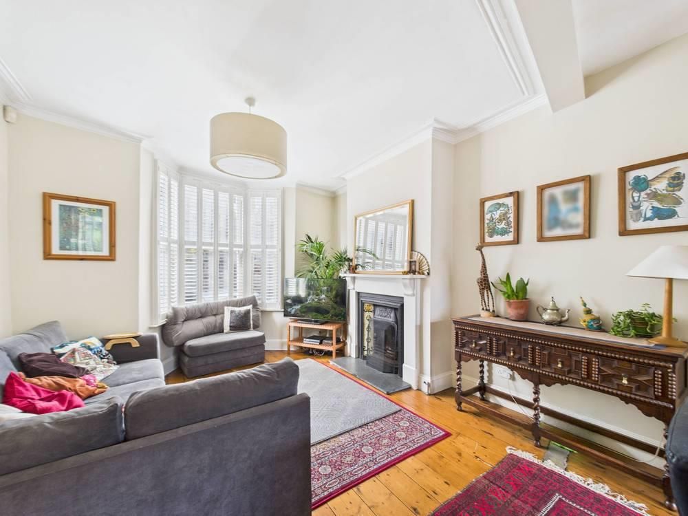 Property photo 2 of 28 Cam01576G0-Pr0322-Still007-Thumbnail-H750-70.Jpg