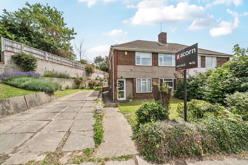 Property photo 1 of 15 1471775-3-6A33E2A...