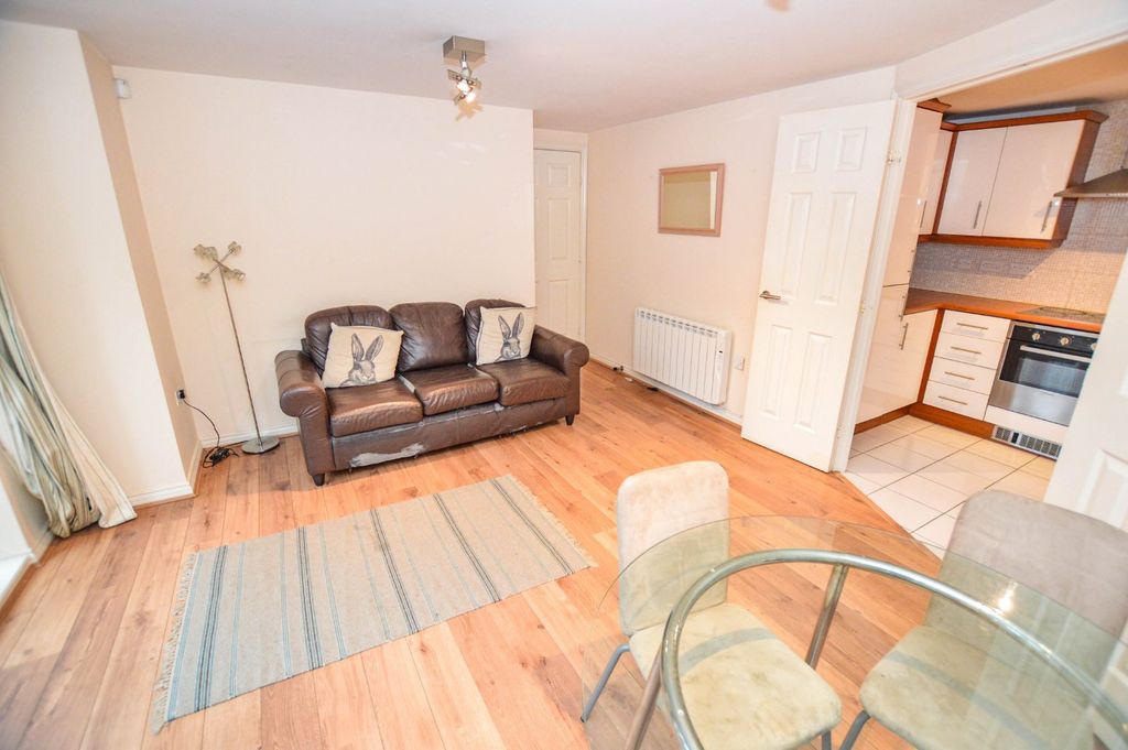 Property photo 2 of 14 Picture No. 05