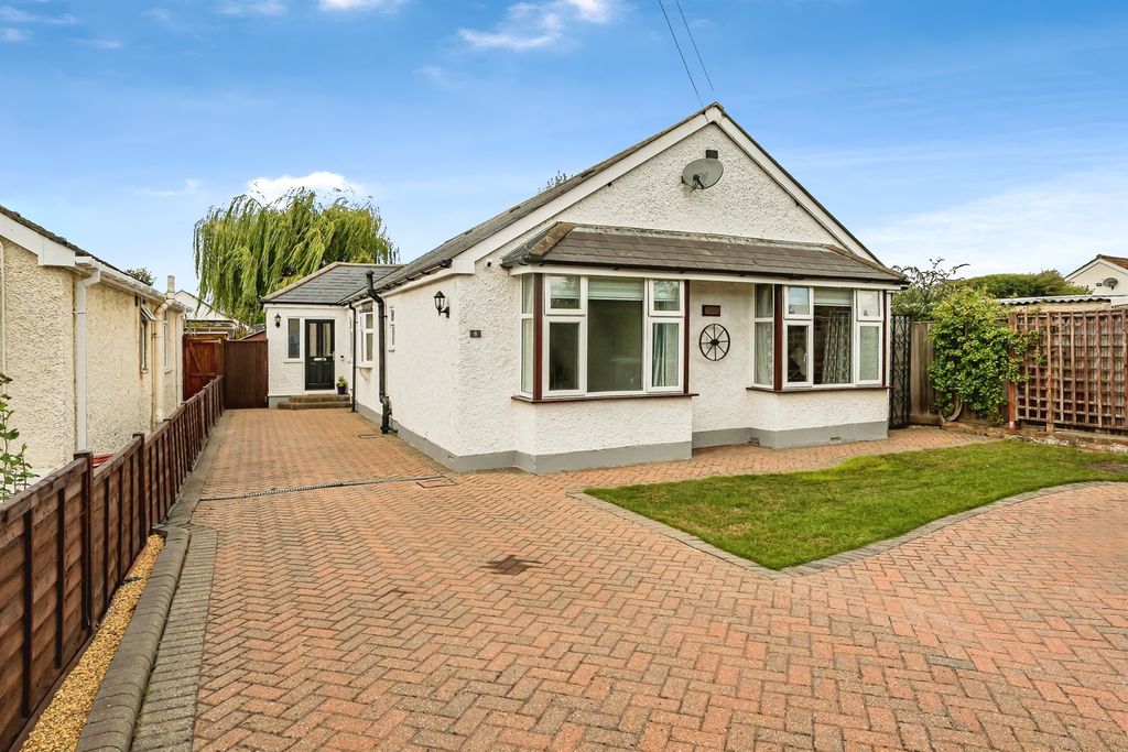 Property photo 1 of 20