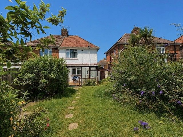 Property photo 2 of 10