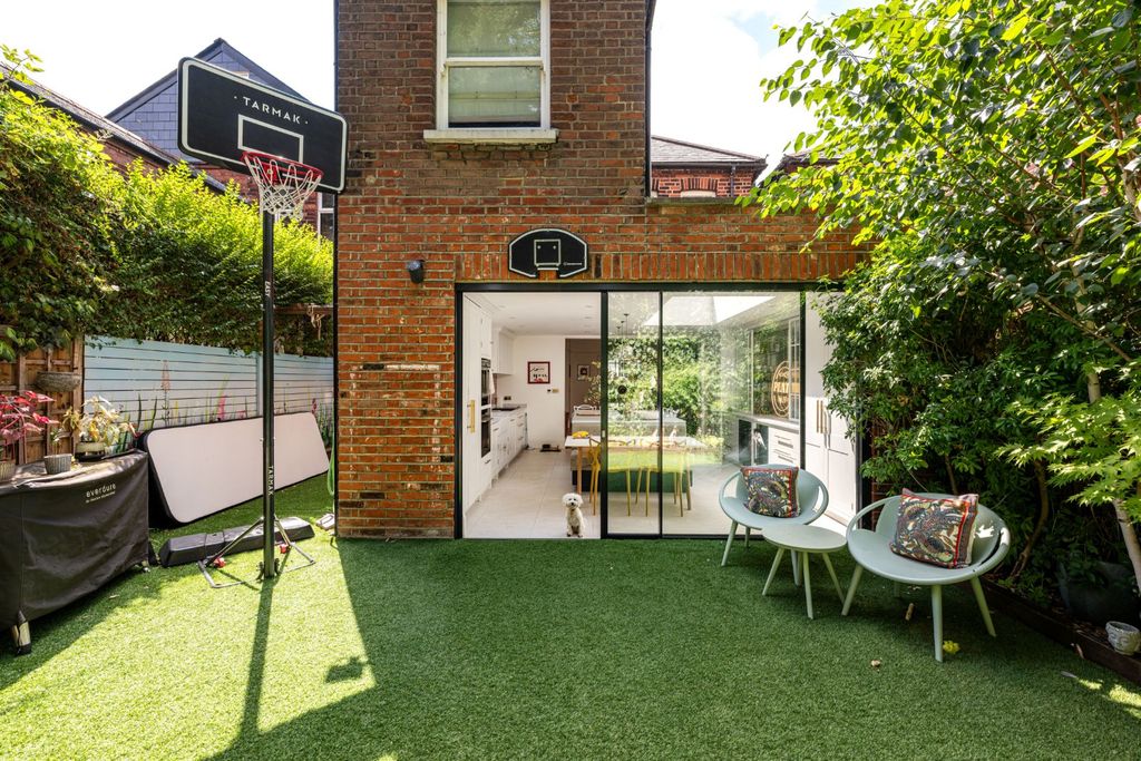 Property photo 1 of 24 Picture No. 26