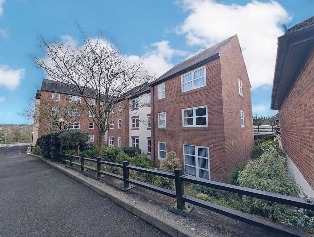 Property photo 1 of 14 C9Fe8Bfe-D9Bc-48Ef-91F3-405A5A990Ae9.Jpeg