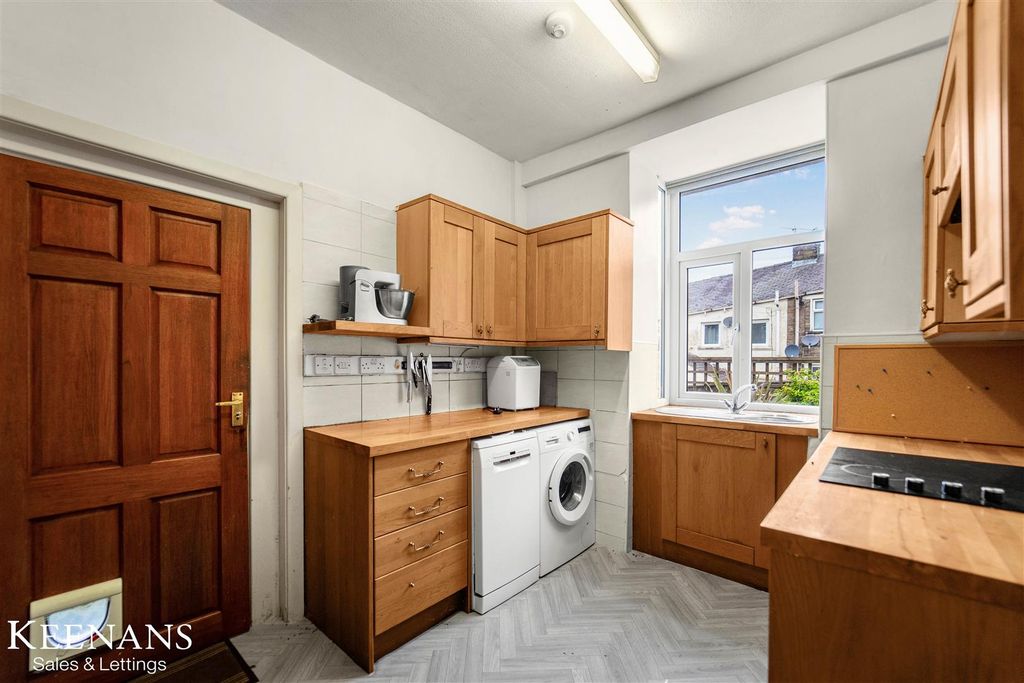 Property photo 2 of 28 Dsc05505.Jpg