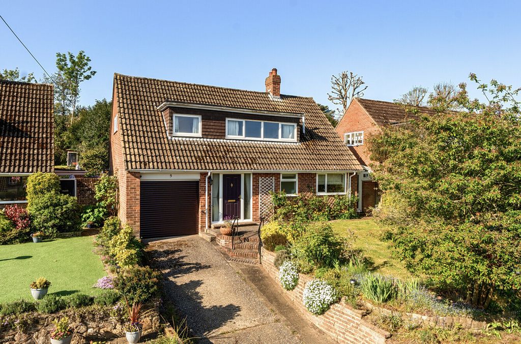 Property photo 1 of 17