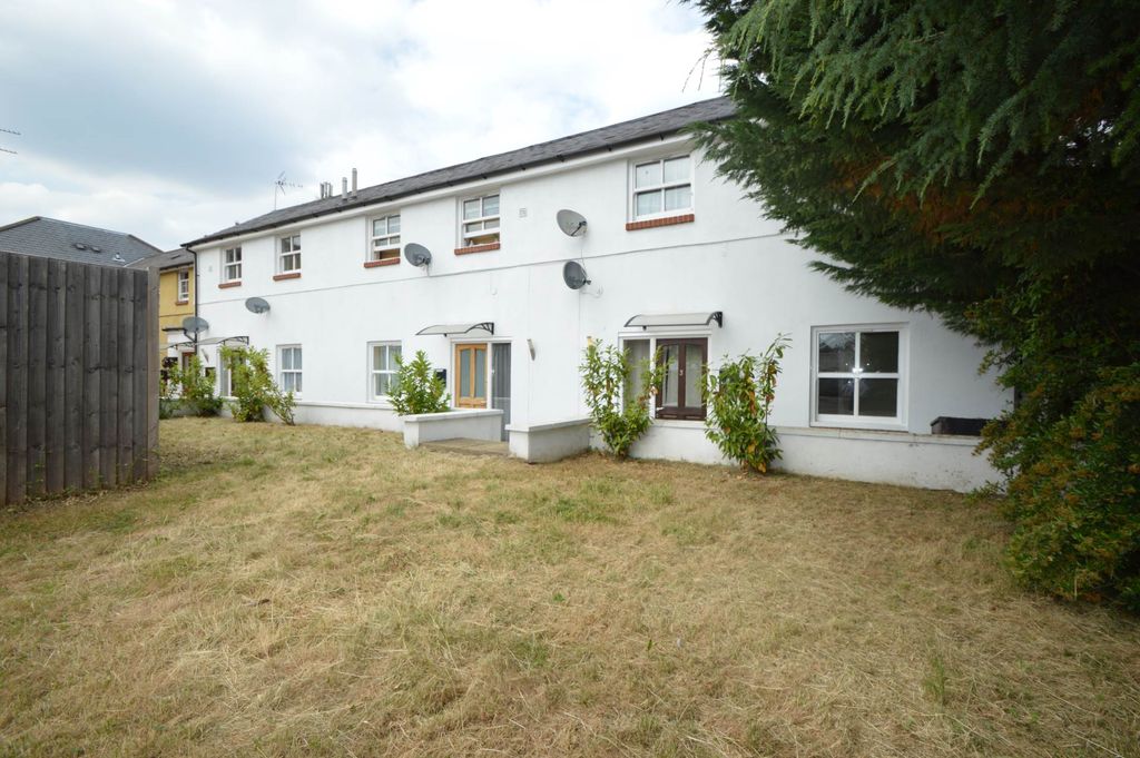 Property photo 1 of 4