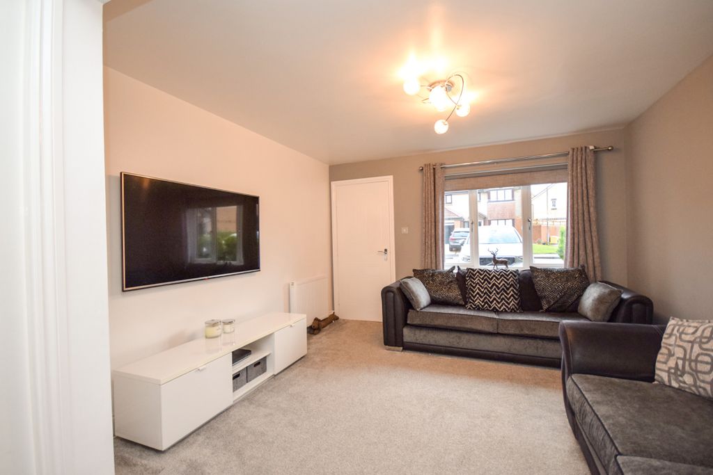 Property photo 2 of 26