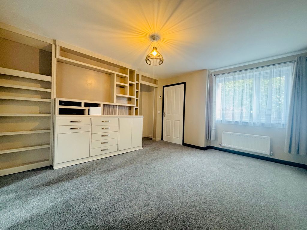 Property photo 2 of 13 Image