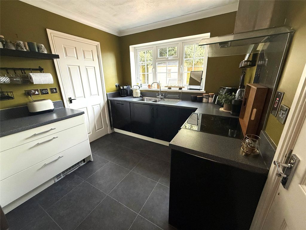 Property photo 3 of 19 3 - Picture No. 03